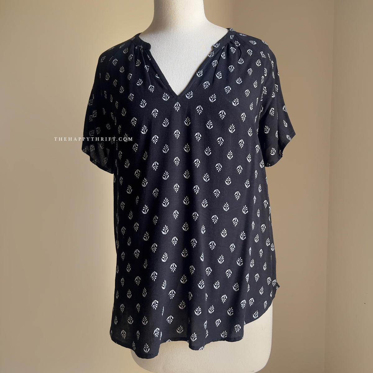 V Neck Printed Top