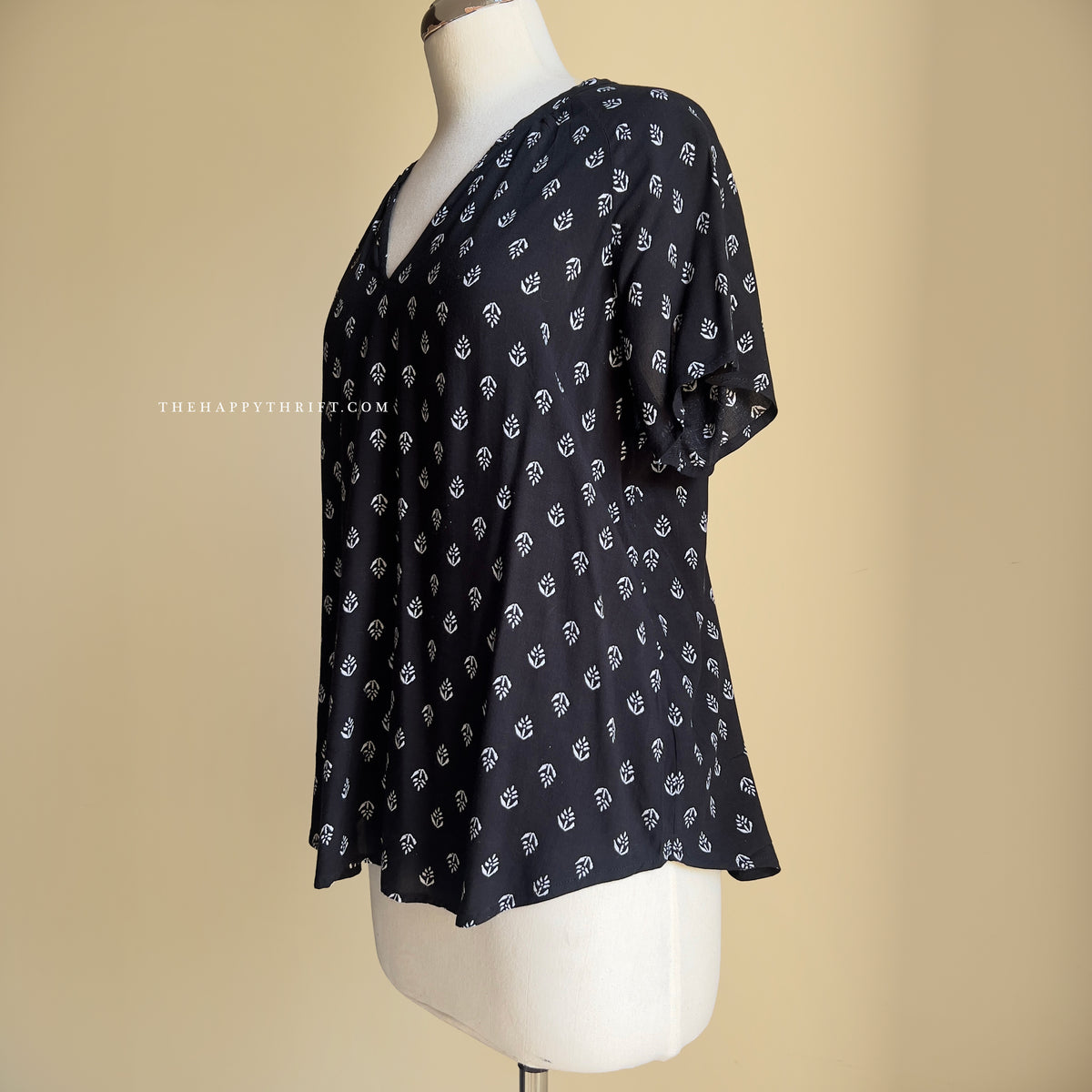 V Neck Printed Top